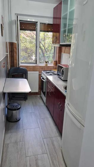 Apartament cu 3 camere de inchiriat in zona Dacia - 1