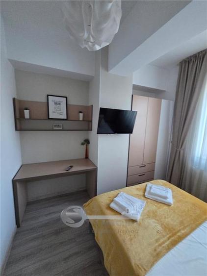Apartament cu 2 camere semidecomandat în Centru Civic