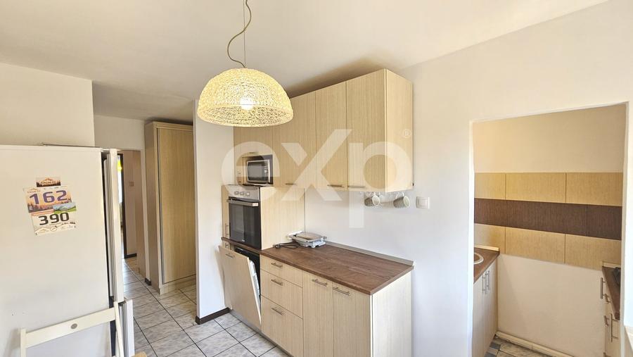 De vanzare apartament 3 camere in zona Mihai Bravu - 7