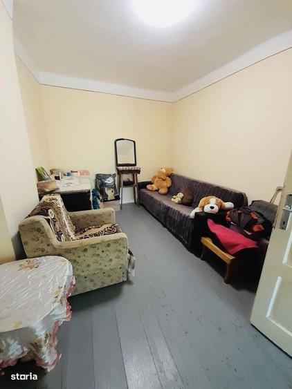 Casă cu 2 camere cu Teren 2870 Mp în Sântandrei