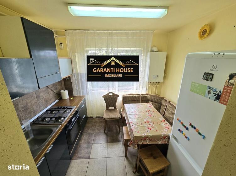 Apartament cu 3 camere decomandat în Central