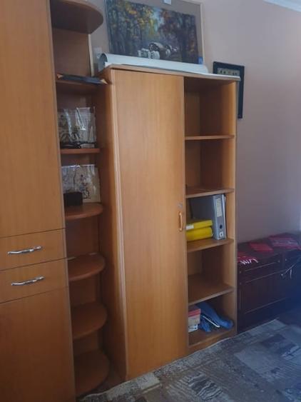 Casă cu 5 camere decomandat cu Canalizare în Central