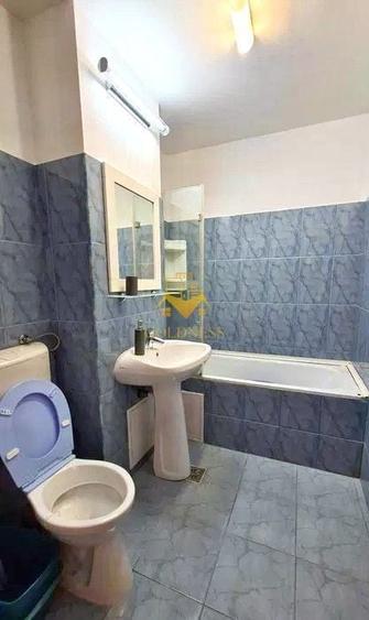 Apartament cu 3 camere decomandat, mobilat în Plopilor