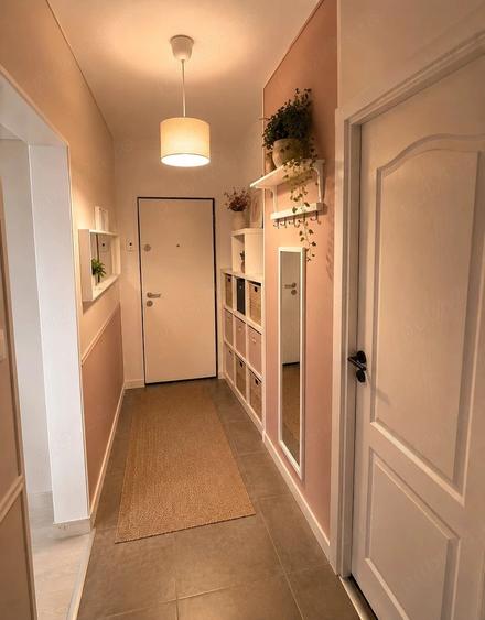 Apartament cu 2 camere semidecomandat, mobilat în 1 Mai
