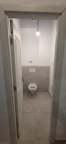 Spațiu comercial, de 79 mp, în Lipovei
