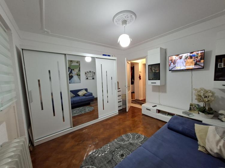 Apartament cu 2 camere decomandat în Alexandru cel Bun