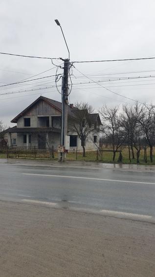 Casă cu 4 camere în Fărcașa