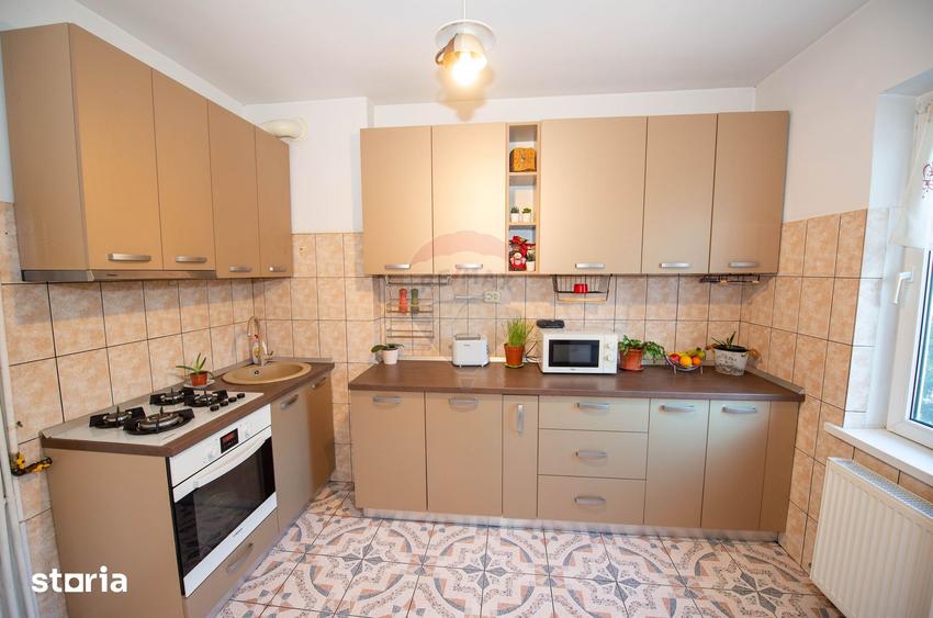 Apartament cu 2 camere nedecomandat în Grivița
