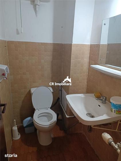 Apartament cu 3 camere decomandat în Centrul Civic