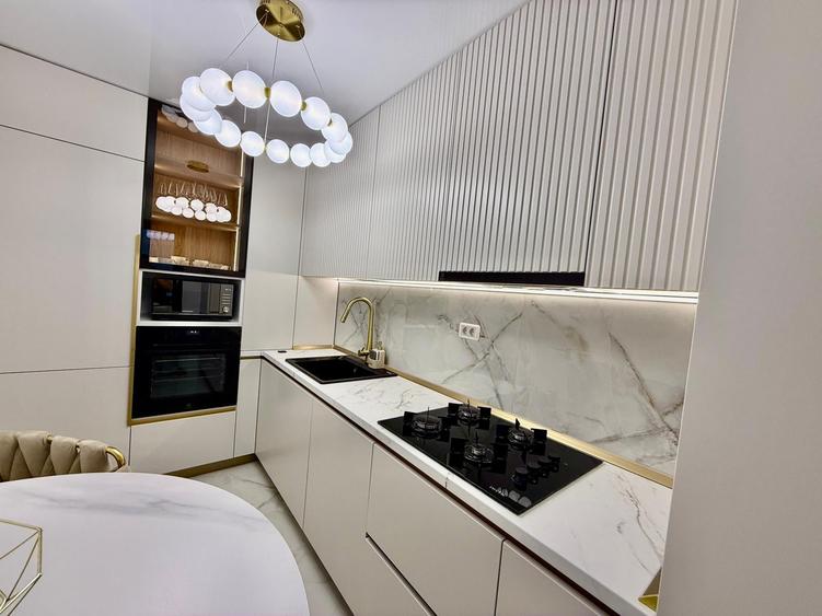 Apartament cu 3 camere decomandat în Nicolina