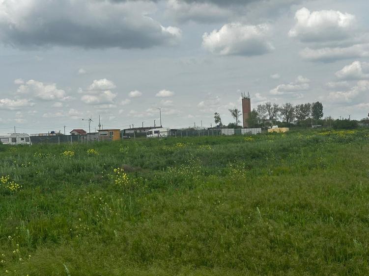 Teren Construcții intravilan de 1000 mp, în Tuzla