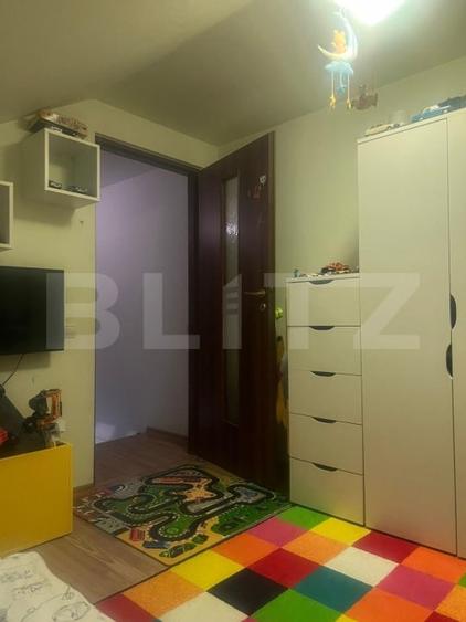 Mansardă de închiriat - zona Bradet - 8