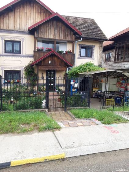 Casă cu 6 camere cu Teren 2000 Mp în Tismana