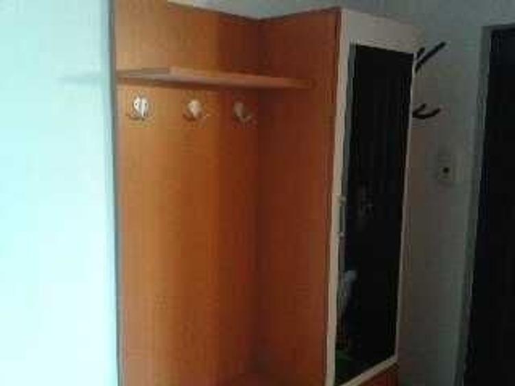 Garsonieră decomandată în Sărari