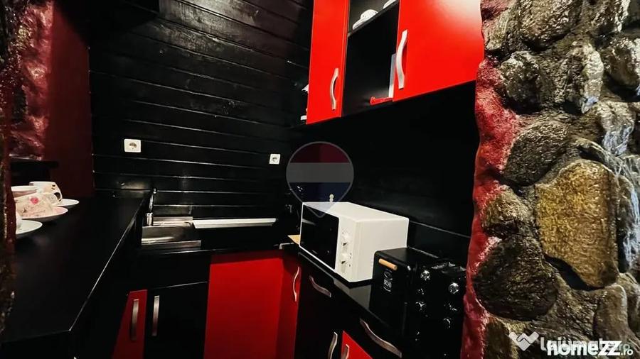 Casă cu 4 camere cu Teren 959 Mp în Lăzăreni