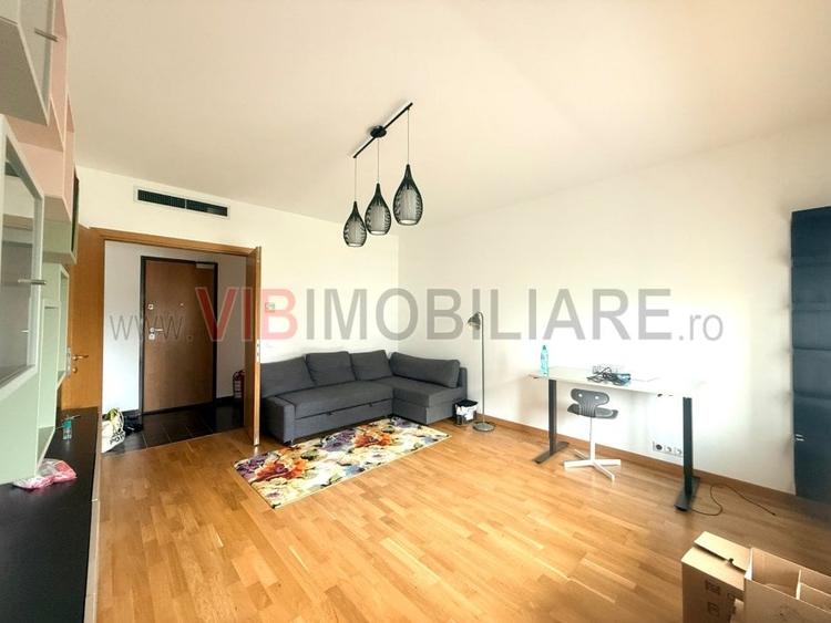 Apartament cu 2 camere decomandat în Văcăresti