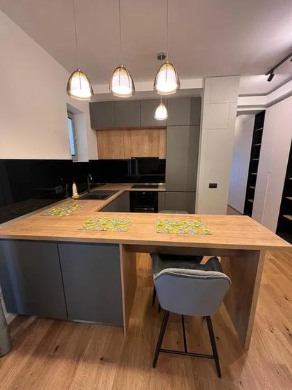 Apartament cu 2 camere decomandat, mobilat în Herăstrău