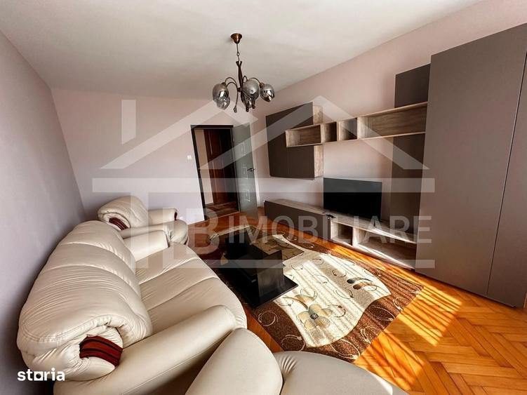 Apartament cu 3 camere decomandat în Tudor
