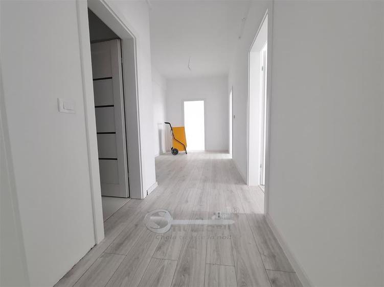 Penthouse cu 3 camere decomandat în Galata