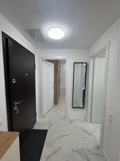 Apartament cu 2 camere decomandat în Tunari
