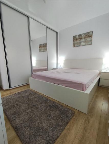 Apartament cu 2 camere semidecomandat în City Park Mall