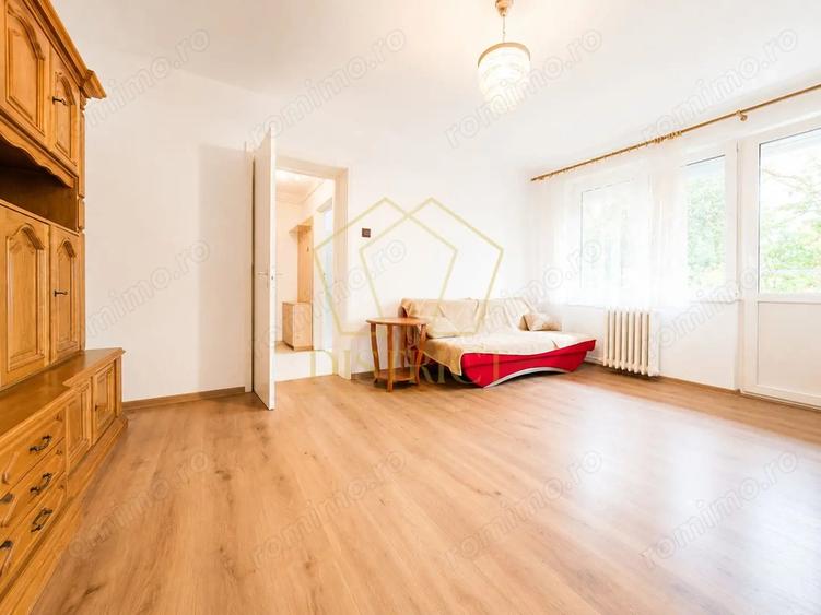 Apartament cu 2 camere semidecomandat, mobilat în Tipografilor
