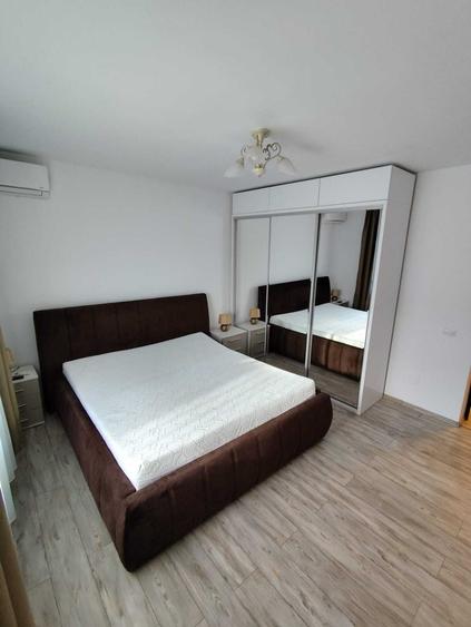Casă cu 4 camere în Priseaca