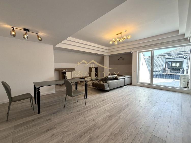 Apartament cu 3 camere decomandat în Aviației