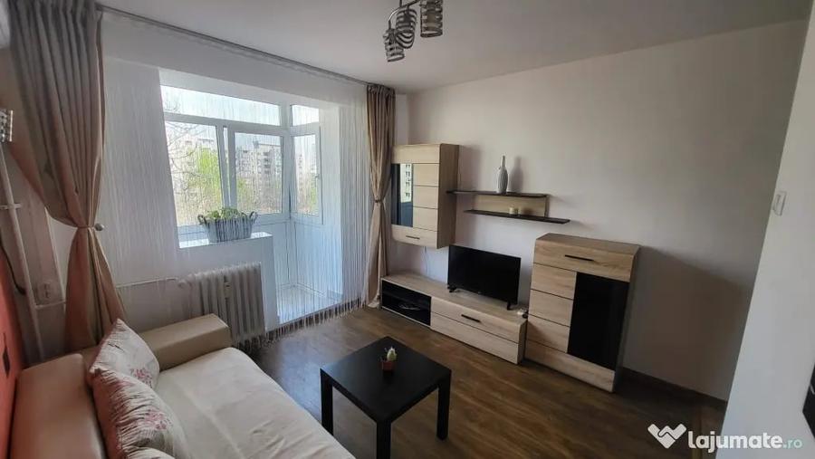 P-ta Victoriei, 2 camere, renovat, bloc izolat - 1