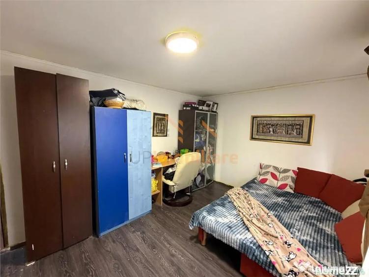 Casă cu 3 camere cu Teren 550 Mp în Central