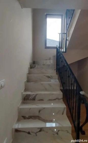 Casă cu 6 camere cu Teren 280 Mp în Săcălaz