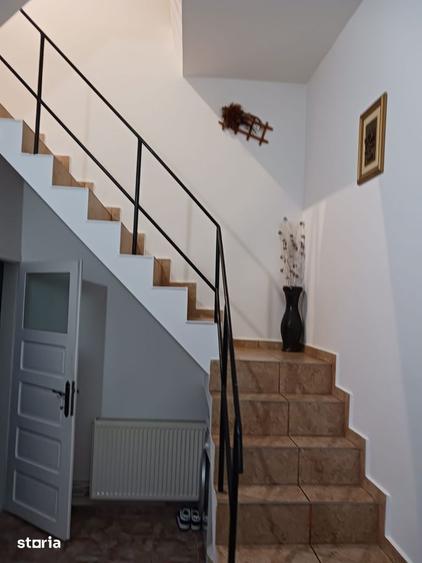 Casă cu 4 camere cu Teren 100 Mp în Ultracentral