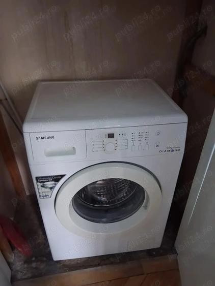 Apartament cu 3 camere decomandat în Gheorghe Lazăr
