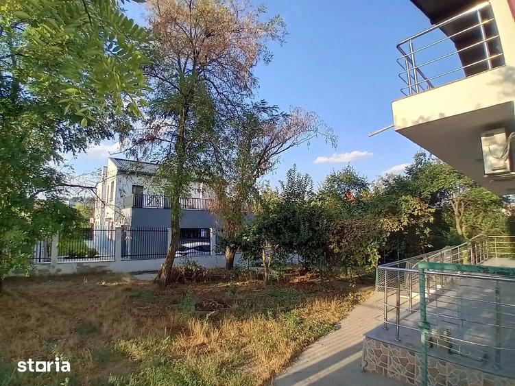 Casă cu 6 camere cu Teren 510 Mp în Mogoșoaia
