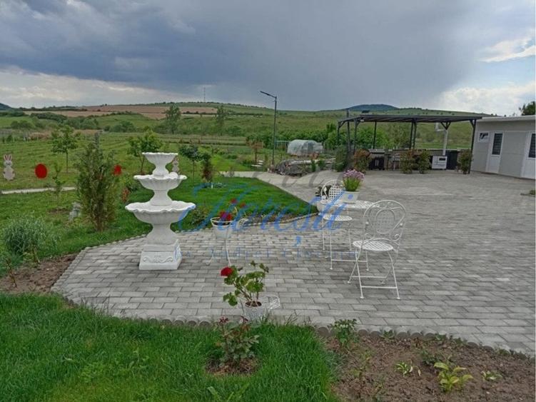 Casă individuală cu 3 camere cu Canalizare în Fodora