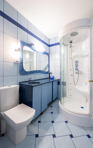 Apartament cu 2 camere nedecomandat în Gara de Nord