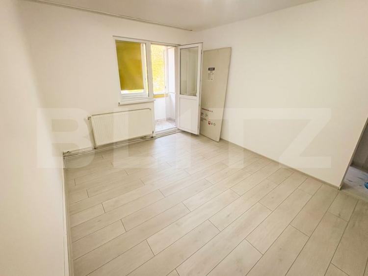 Apartament cu 2 camere semidecomandat în Hunedoara