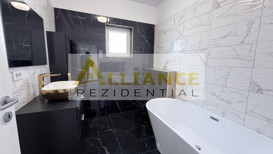 Casă individuală cu 4 camere cu Canalizare în Berceni