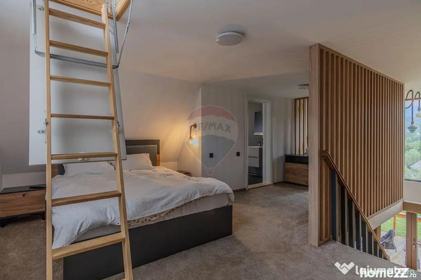 Casă cu 3 camere cu Teren 2166 Mp în Predeluț