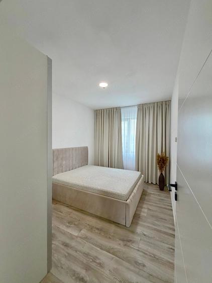 Casă cu 4 camere cu Teren 218 Mp în Plopi