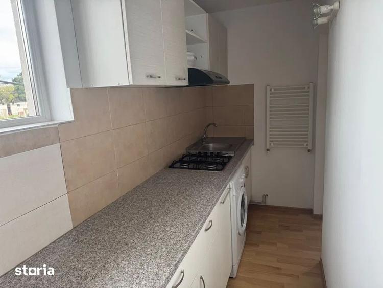 Garsonieră decomandată în Bartolomeu