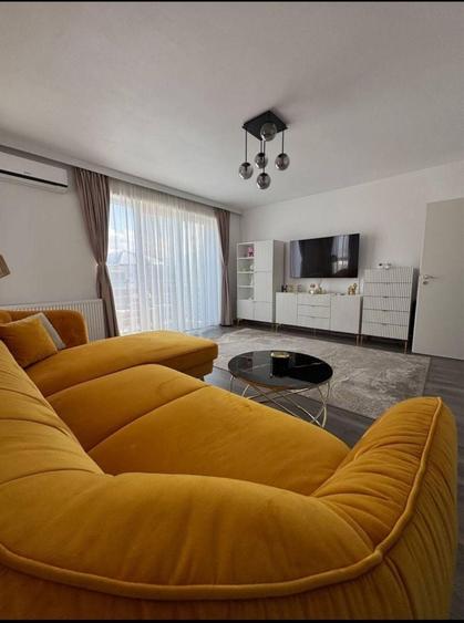 Apartament cu 2 camere decomandat în Central
