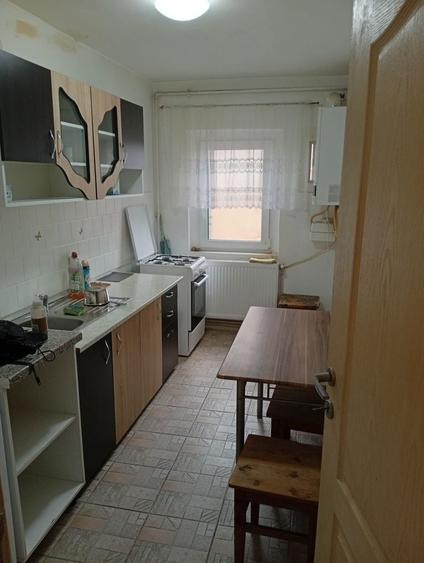 Apartament cu 2 camere decomandat în Sâmbăta de Sus
