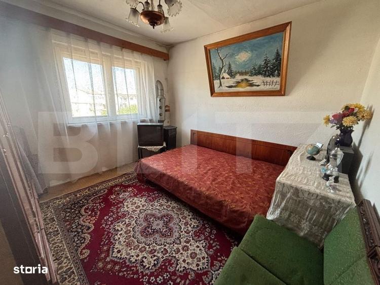 Apartament cu 3 camere decomandat în Micro 12