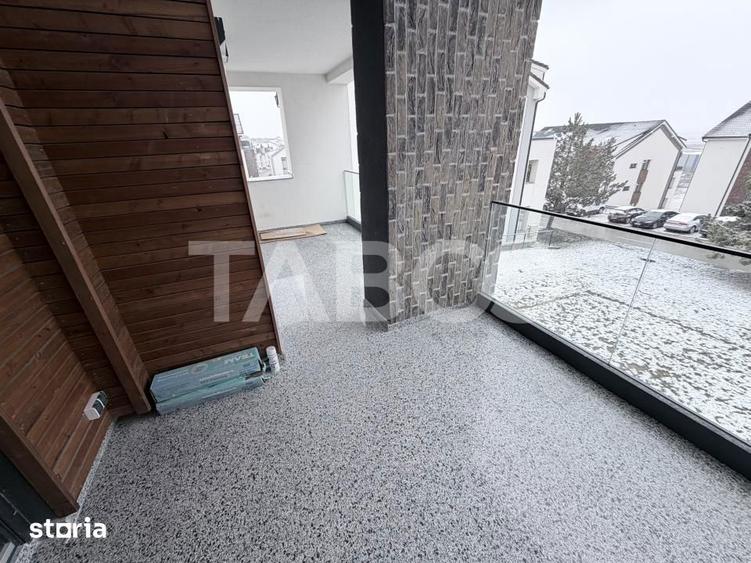 Apartament cu 3 camere decomandat în Cristian