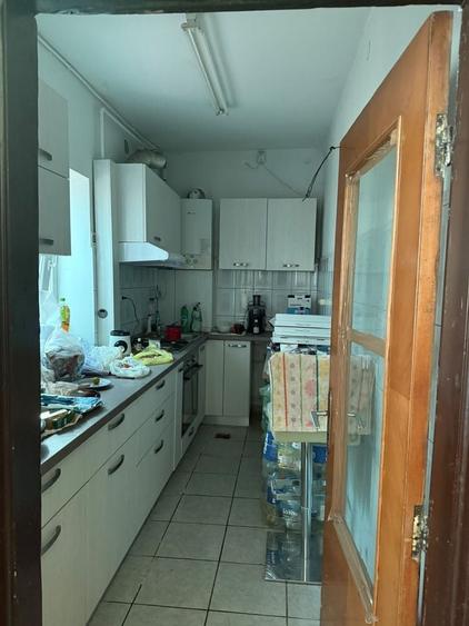 Casă cu 4 camere în Șandra
