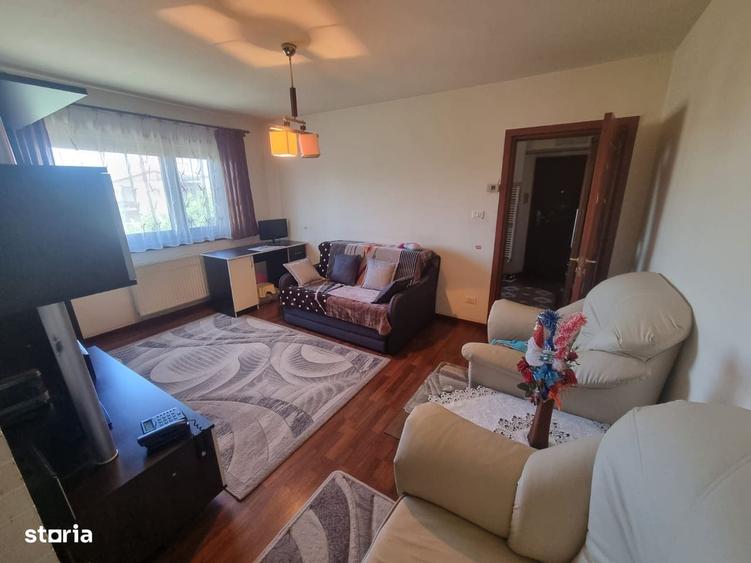 Apartament cu 2 camere în Zamfirescu