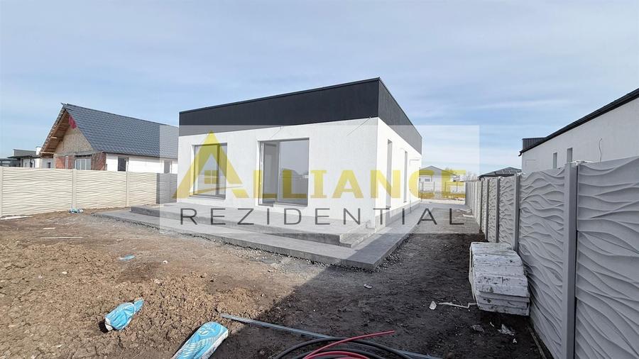 Casa Individuala - 4 camere - 2 bai - 371 mp teren - 3