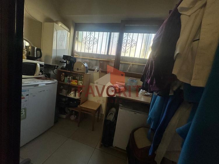 Apartament cu 3 camere decomandat, mobilat în Simion Bărnuțiu