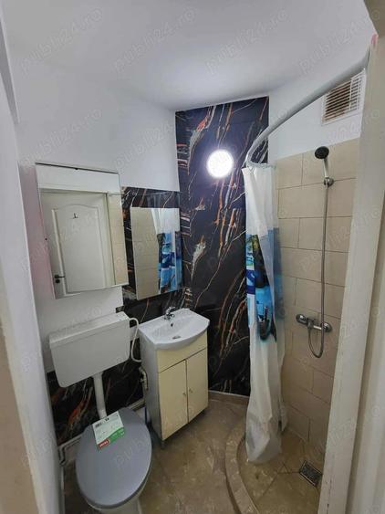 Garsonieră decomandată în Central